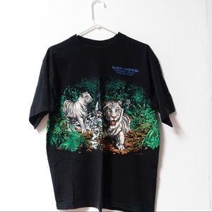Vtg Busch Gardens Tampa Bay FL Extinction Shirt